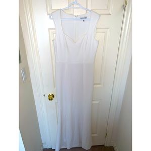 This is a beautiful dress from the brand Dress the Population.